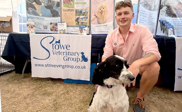 Stowe Veterinary Group reunites abandoned dog with rescuer