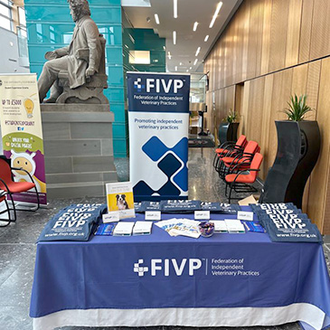 FIVP meets veterinary students at University of Edinburgh Careers Fair